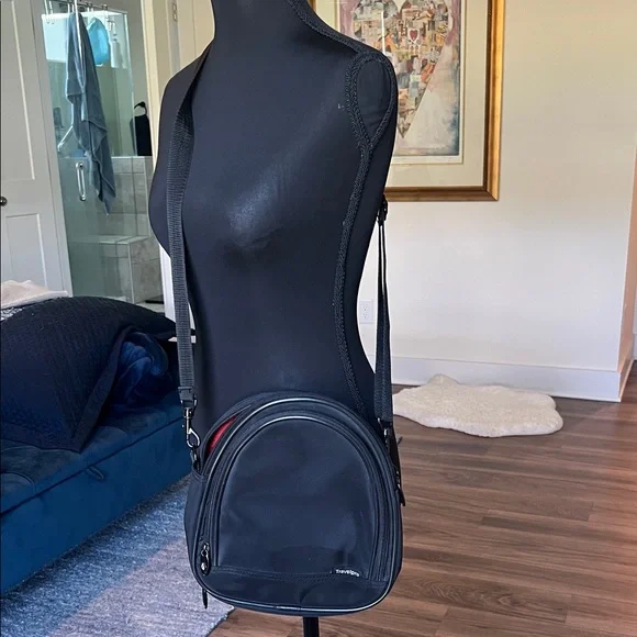 Travel Pro Black  expandable purse - Picture 2 of 7